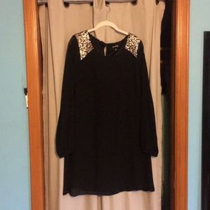 Black longsleeve dress